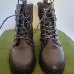 Woman Boots Combat